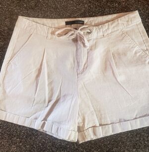 Linen Blend Shorts harve Benard Women Size 10 Beige  Summer Fashion Staple